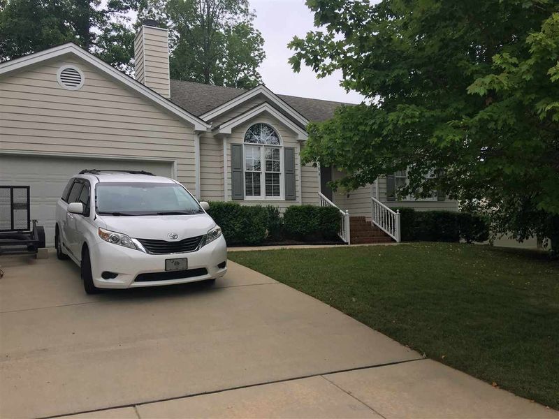 7904 Finland Dr, Raleigh, NC 27613