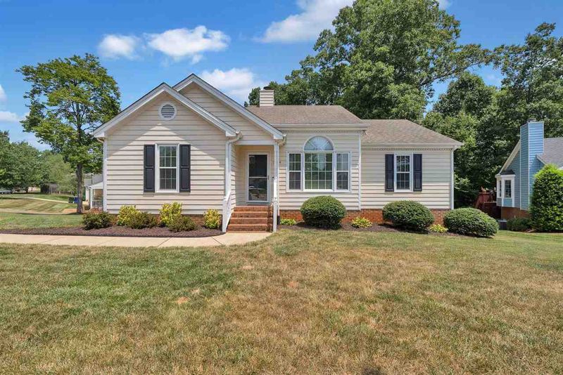 7904 Tobin Pl, Raleigh, NC 27612