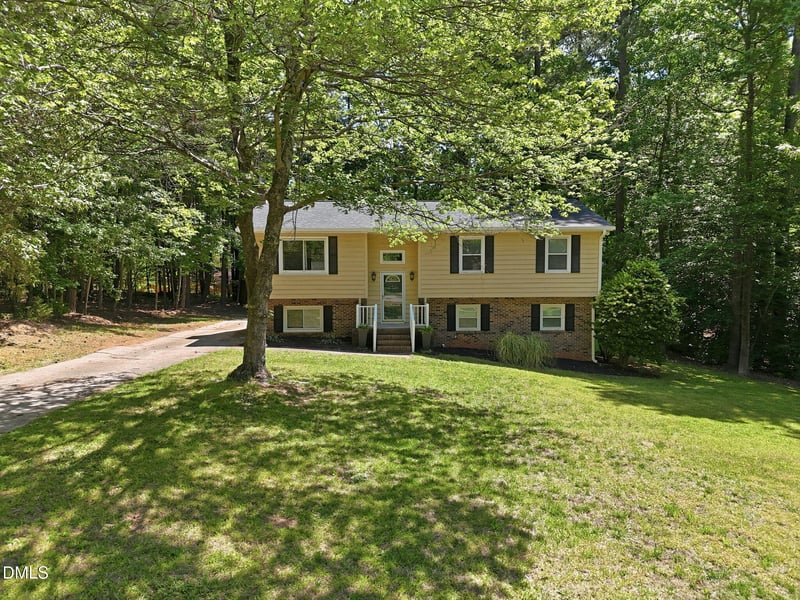 7904 Whitley Dr, Raleigh, NC 27613