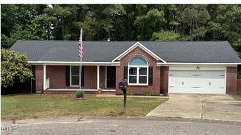 7905 Gaza Cir, Fayetteville, NC 28314