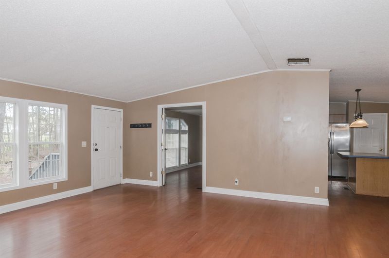 7909 Buffaloe Rd, Raleigh, NC 27616