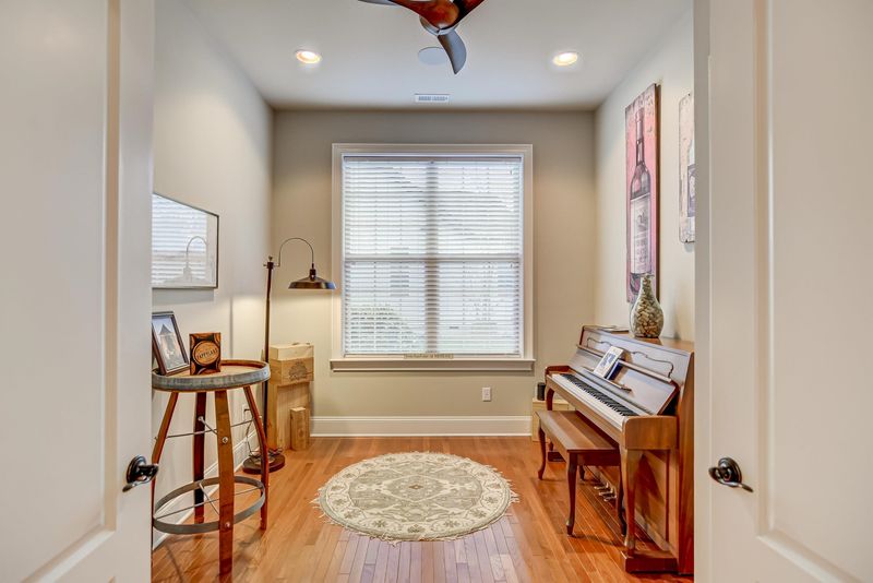 7909 Hasentree Lake Dr, Wake Forest, NC 27587