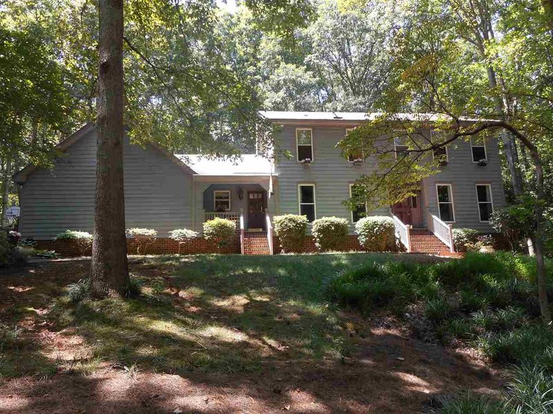 7909 Netherlands Dr, Raleigh, NC 27606