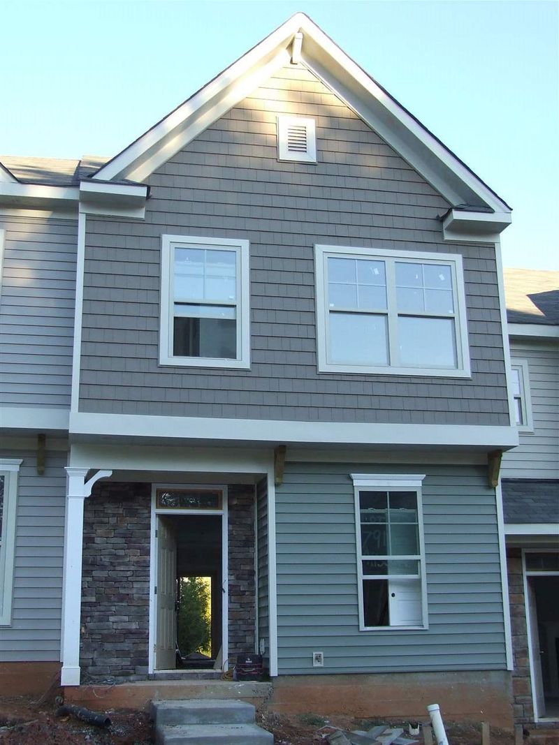7912 Allscott Way, Raleigh, NC 27612