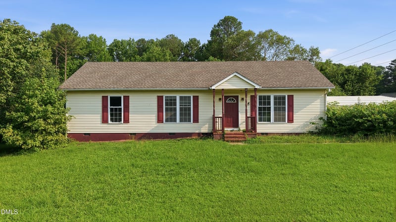 7912 Smith Rd, Apex, NC 27539