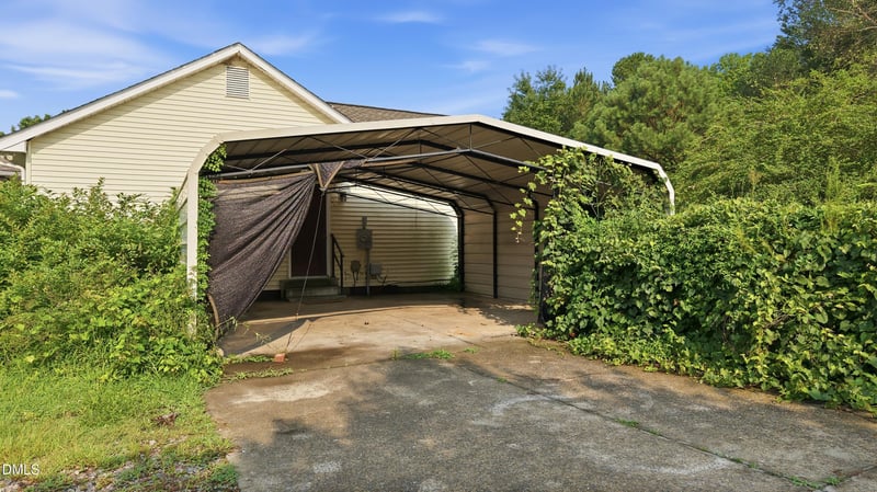 7912 Smith Rd, Apex, NC 27539