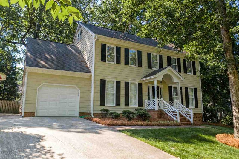 7912 Vandemere Ct, Raleigh, NC 27615