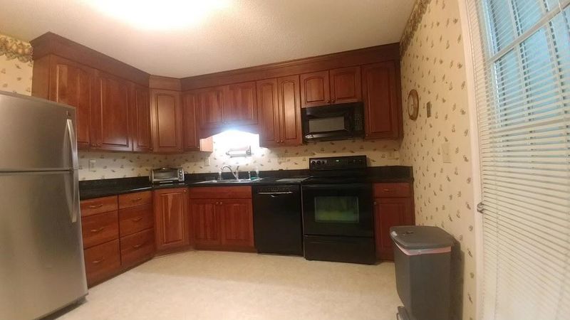 7913 Yester Ct, Raleigh, NC 27615