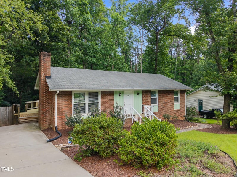 7916 Foxwood Dr, Raleigh, NC 27615