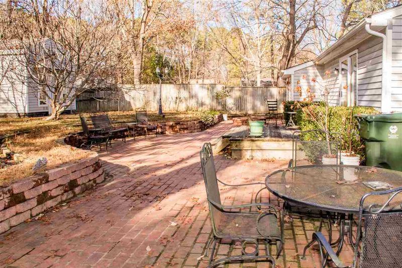 7917 Mourning Dove Rd, Raleigh, NC 27615