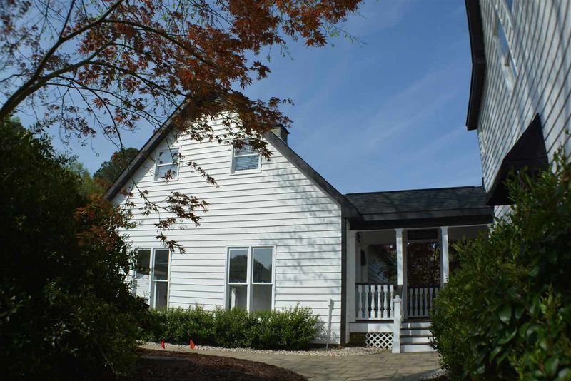 7917 Ragan Rd, Apex, NC 27502