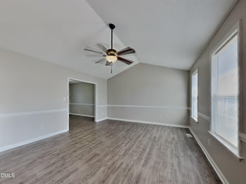 7917 Wilson Pond Ln, Fuquay Varina, NC 27526