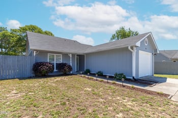 792 Algood Ave, Hope Mills, NC 28348