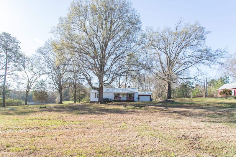 792 Lower Moncure Rd, Sanford, NC 27330