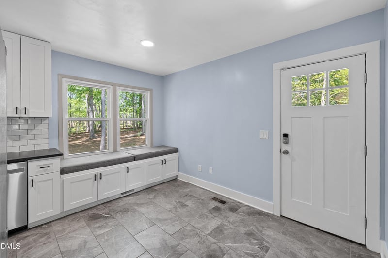 7921 Castlelake Ct, Raleigh, NC 27615