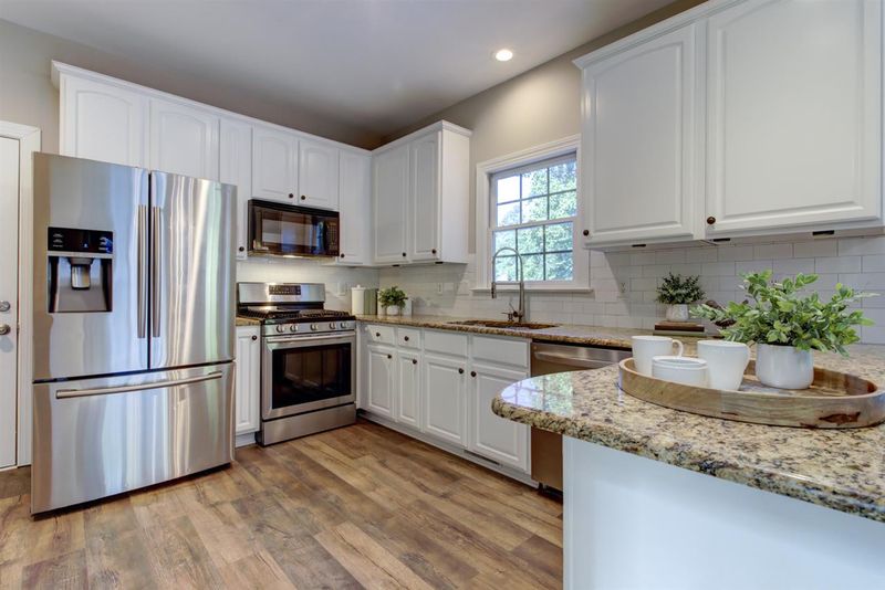 7921 Mayapple Pl, Raleigh, NC 27613