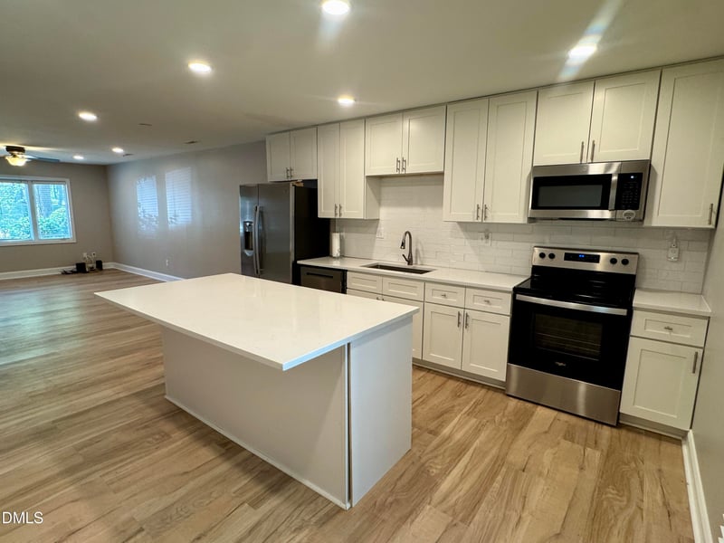 7925 Brown Bark Pl, Raleigh, NC 27615