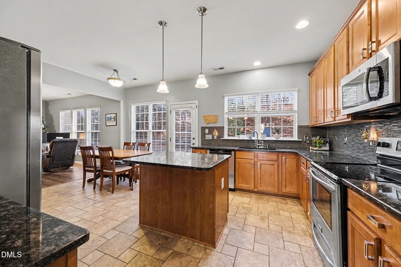 7929 Clover Creek Ct, Raleigh, NC 27613