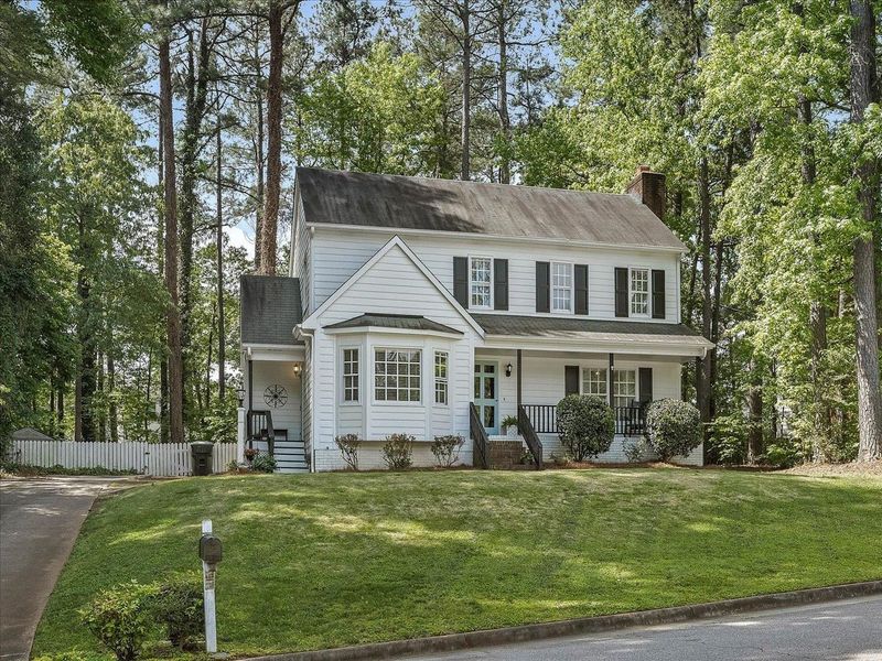 7929 Featherstone Dr, Raleigh, NC 27613