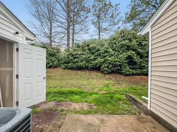 7931 Averette Hill Dr, Raleigh, NC 27616