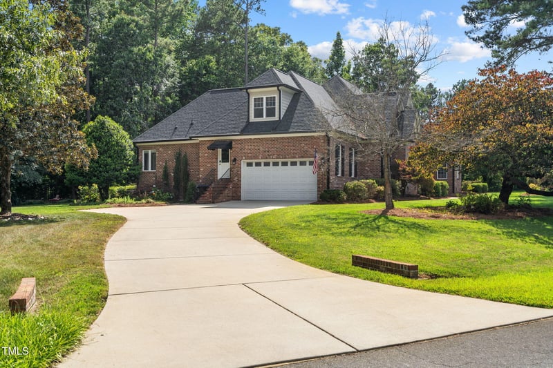 7932 Twin Pines Way, Fuquay Varina, NC 27526
