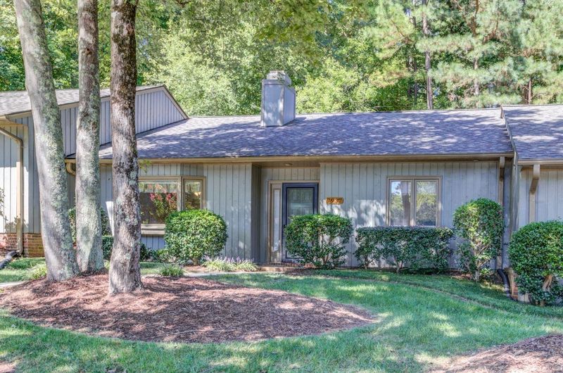 7937 Brown Bark Pl, Raleigh, NC 27615
