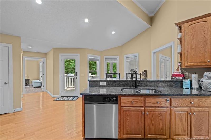 794 Cashmere Ct, Sanford, NC 27332