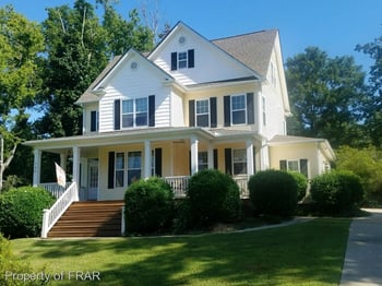 794 Ruth Cir, Fuquay Varina, NC 27546