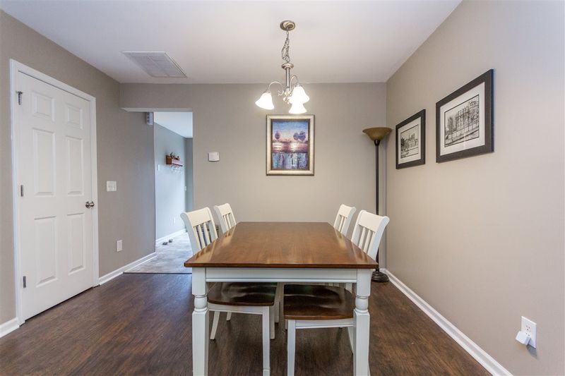 7943 Averette Hill Dr, Raleigh, NC 27616