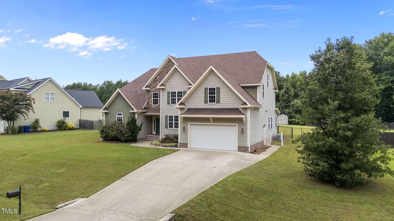 7945 Parker Mill Trl, Fuquay Varina, NC 27526
