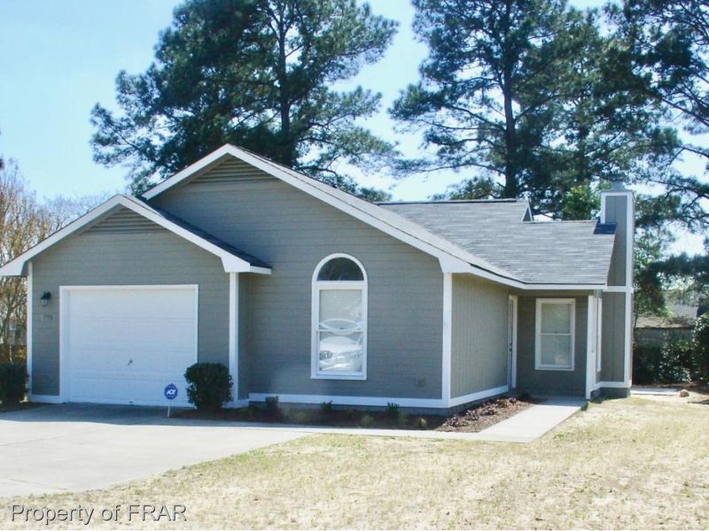 795 Algood Ave, Hope Mills, NC 28348