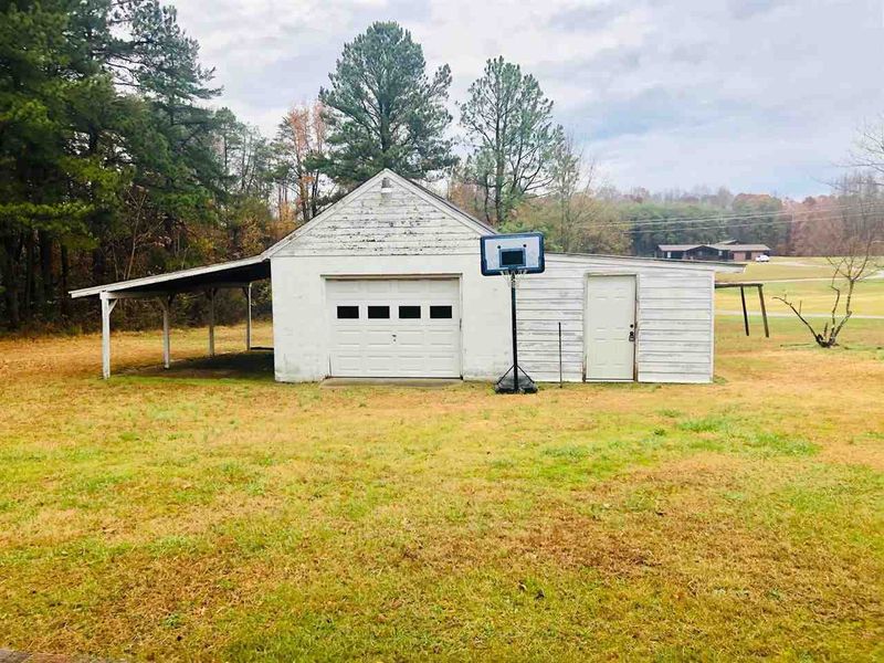 795 Providence Rd, Roxboro, NC 27573