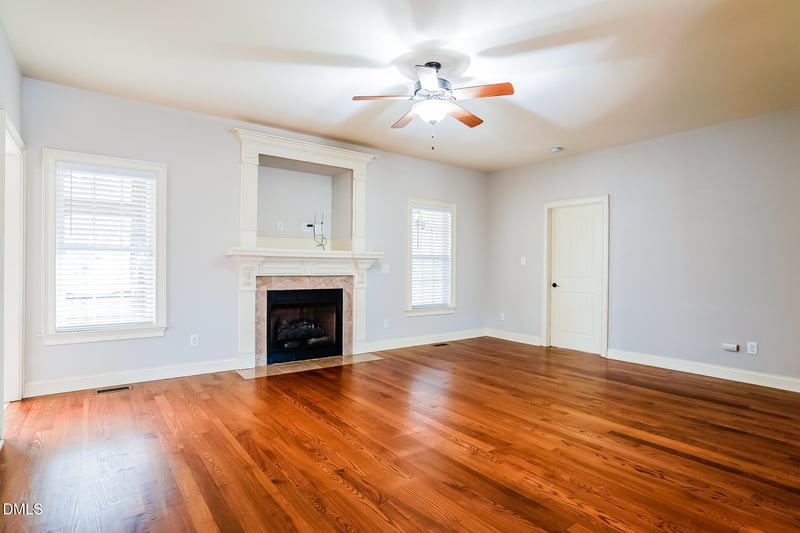 798 Winding Oak Way, Clayton, NC 27520