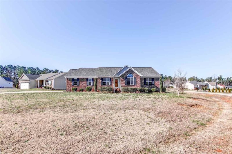 8 Abba Cir, Middlesex, NC 27557