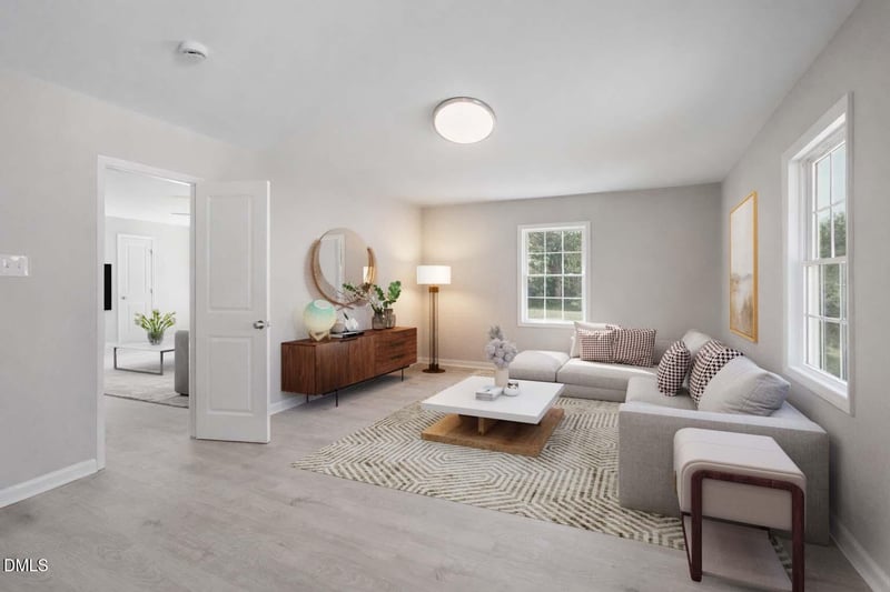 8 Bair Cir, Durham, NC 27704