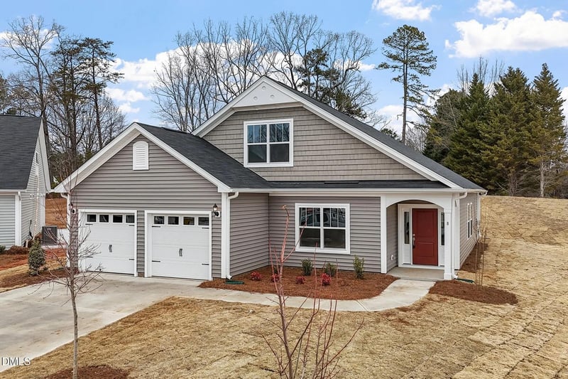 8 Bee Balm Ct, Youngsville, NC 27596