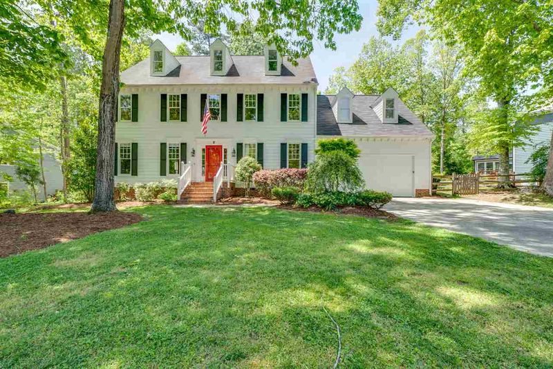 8 Bermouth Ct, Durham, NC 27705