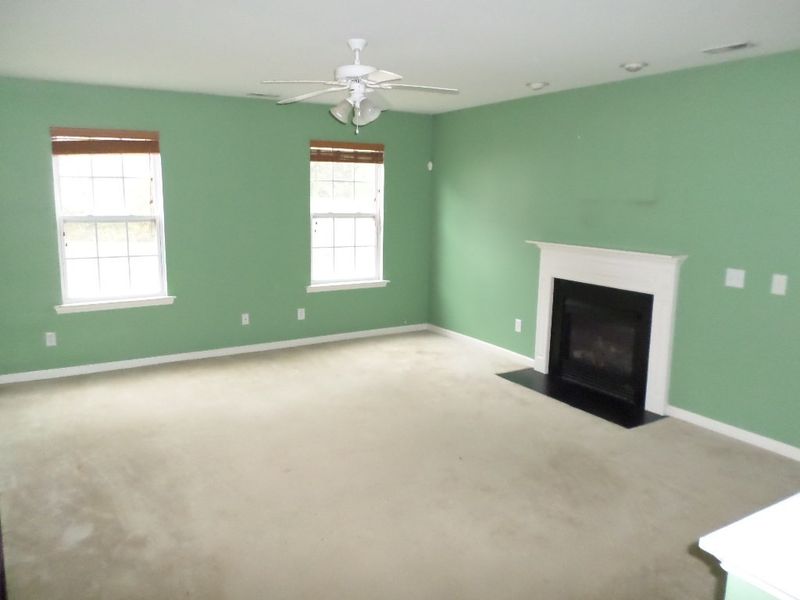 8 Bevel Ct, Durham, NC 27704