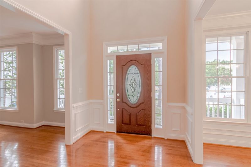 8 Bob Wilkes Ct, Durham, NC 27703