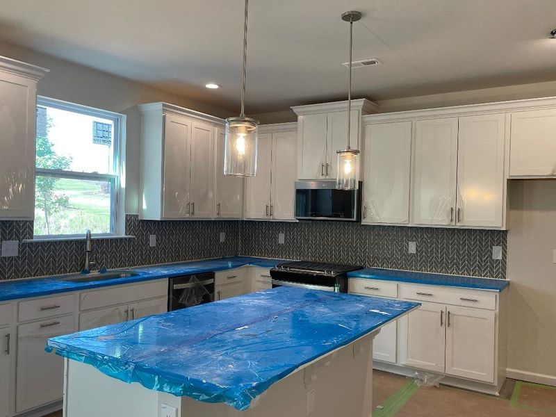 8 Bowhill Dr, Clayton, NC 27527