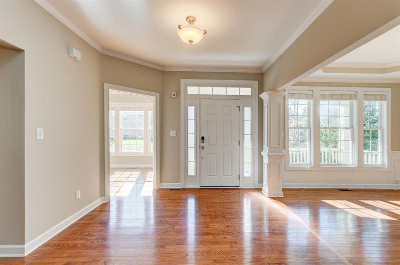 8 Bravehart Ct, Durham, NC 27713
