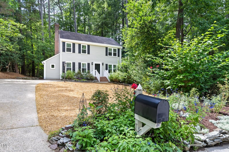 8 Briarfield Ct, Durham, NC 27713