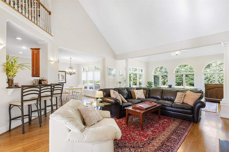 8 Brookside Pl, Durham, NC 27705