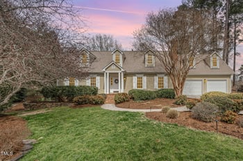 8 Bryncastle Ct, Durham, NC 27707