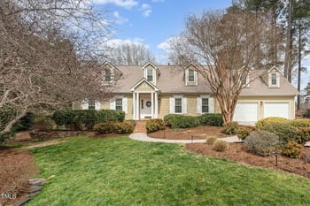 8 Bryncastle Ct, Durham, NC 27707