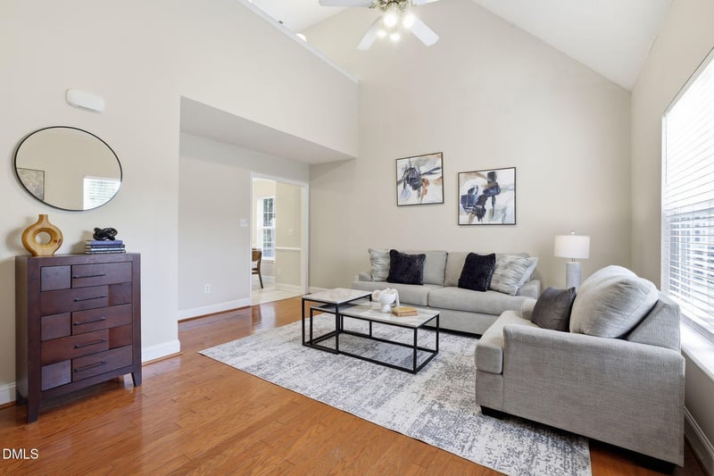 8 Cilantro Ct, Durham, NC 27713