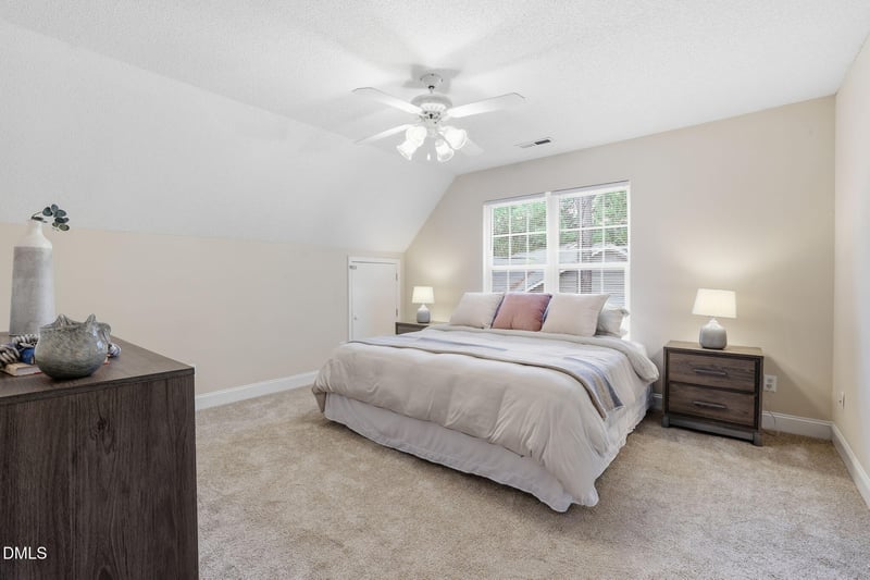 8 Cilantro Ct, Durham, NC 27713