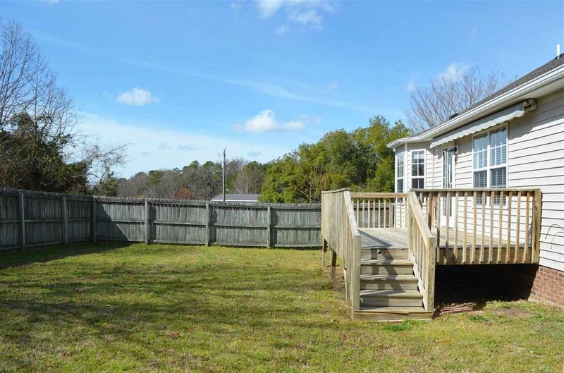 8 Clarence Ln, Garner, NC 27529