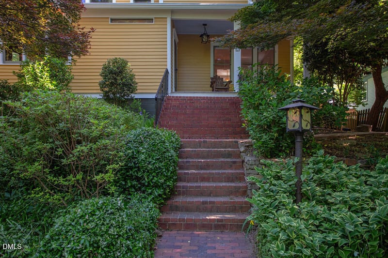 8 Cobb Ter, Chapel Hill, NC 27514