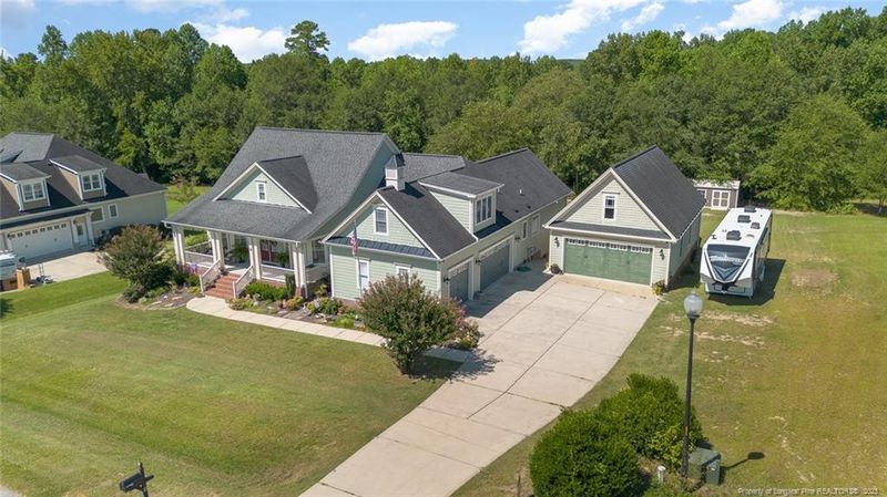 8 S Creekcrest Ct, Angier, NC 27501